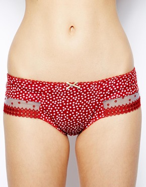 červené nohavičky, asos.com