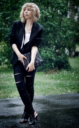 ripped jeans; zdroj: Maria Morri/flickr.com