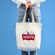 Vyvenčite Snoopyho s Levi’s®